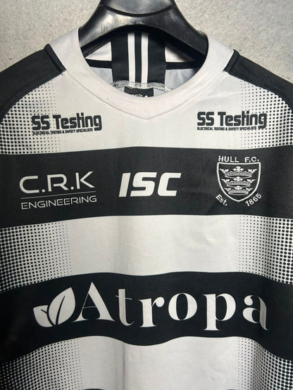 ISC Black And White Round Neck - Medium