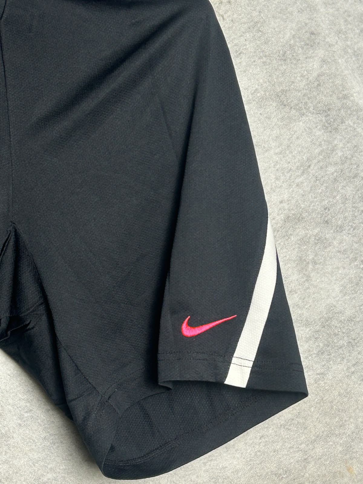 Nike Dri Fit Black With Pink - Large