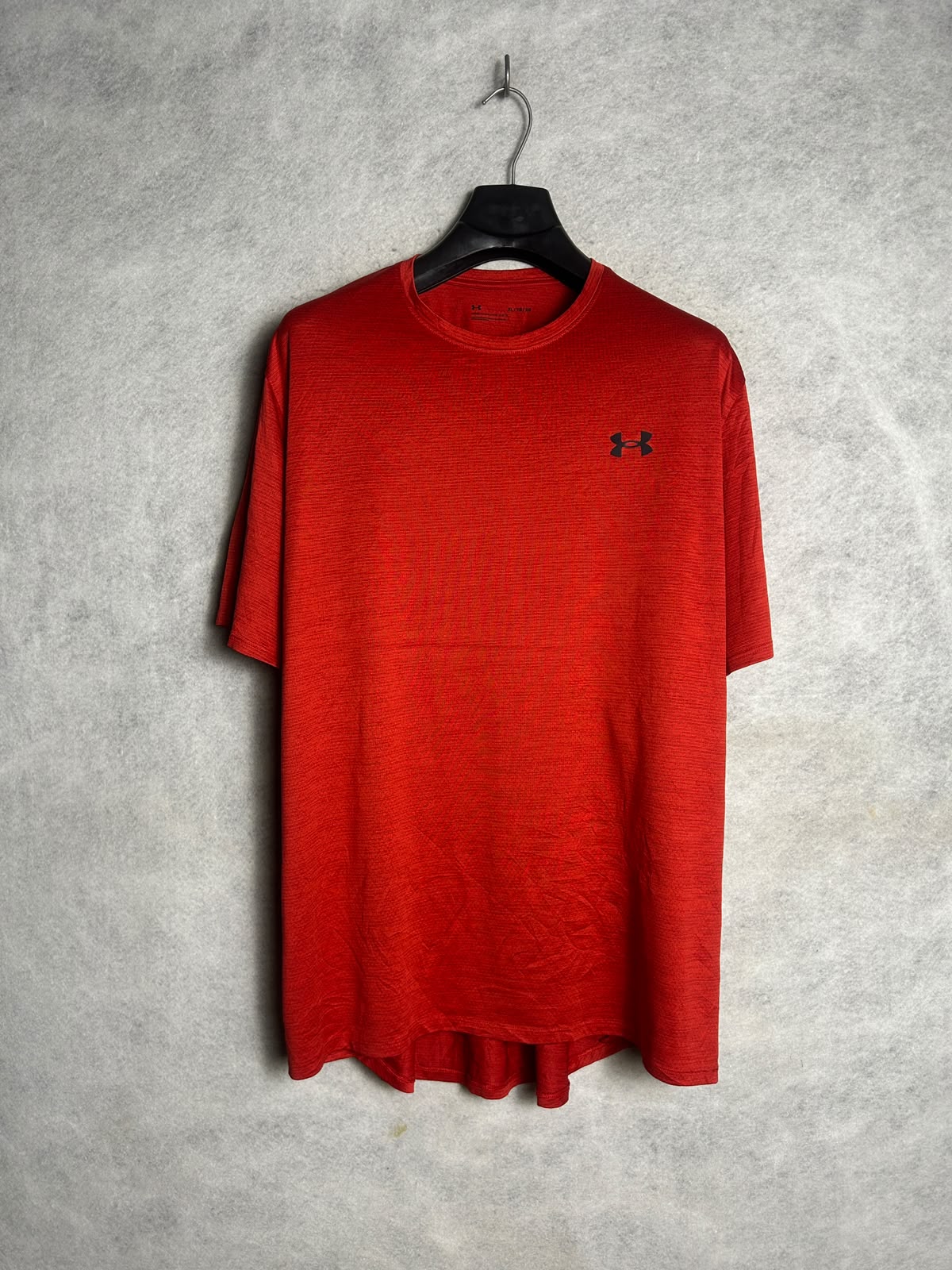 Under Armour Red Round Neck - XL