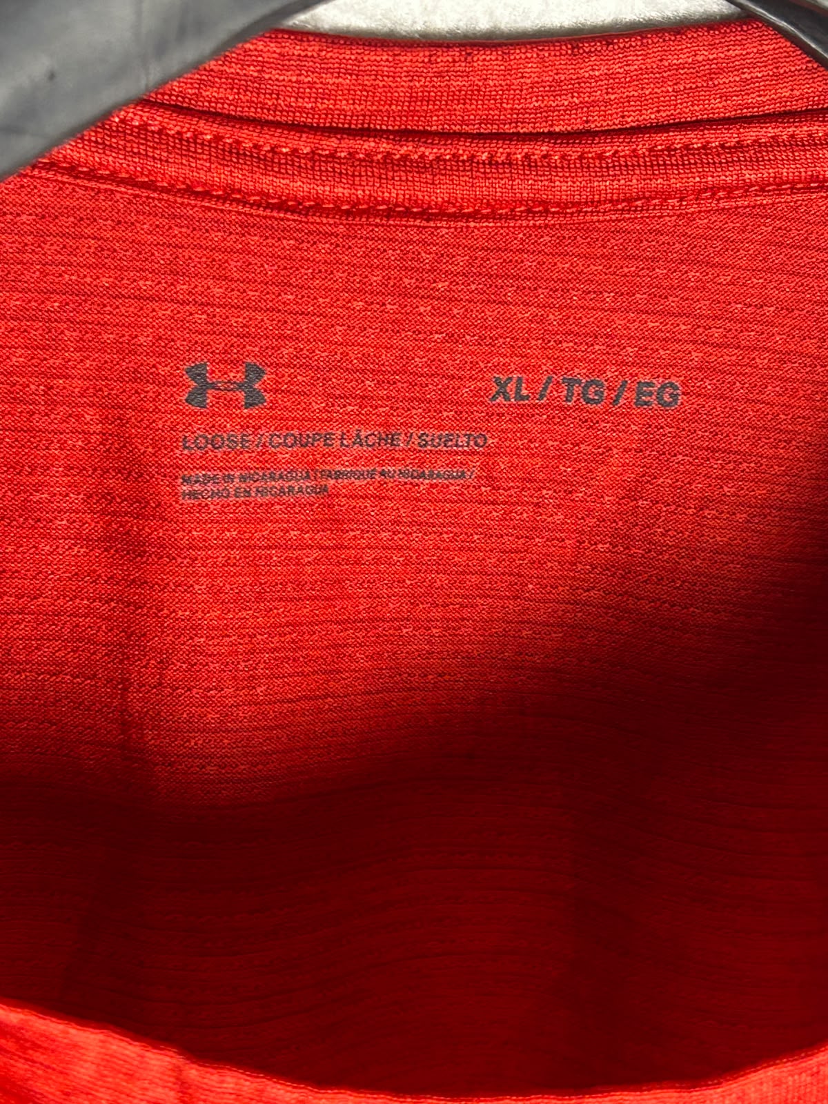 Under Armour Red Round Neck - XL