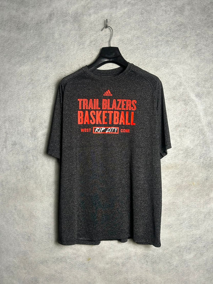 Adidas Big Logo Black Round Neck - XL