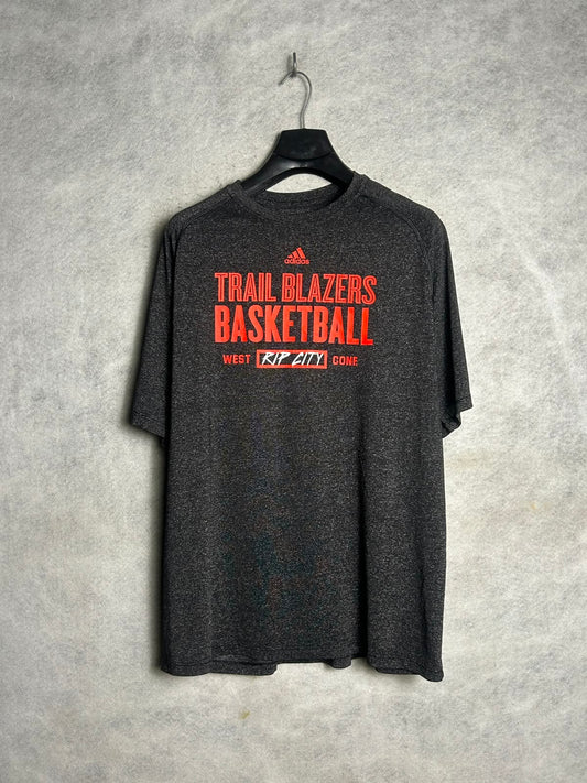 Adidas Big Logo Black Round Neck - XL