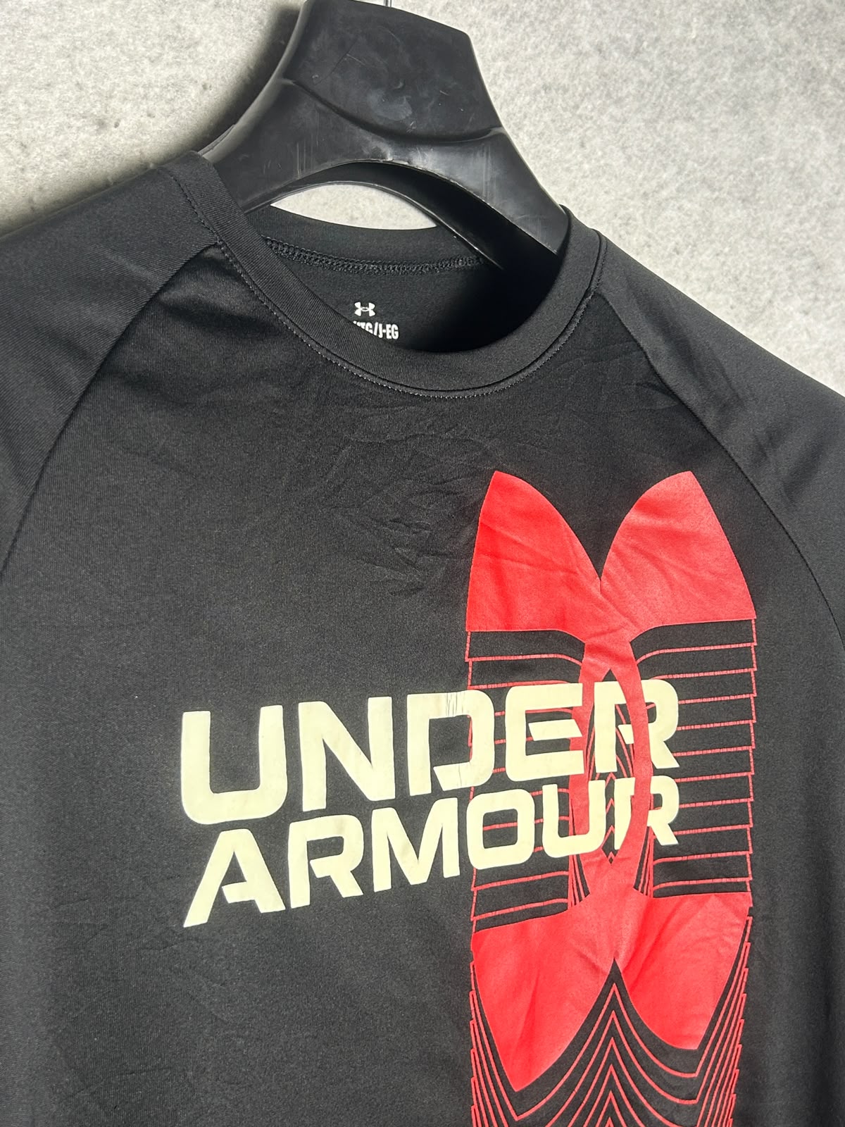 Under Armour Big Logo Black Round Neck - YXL
