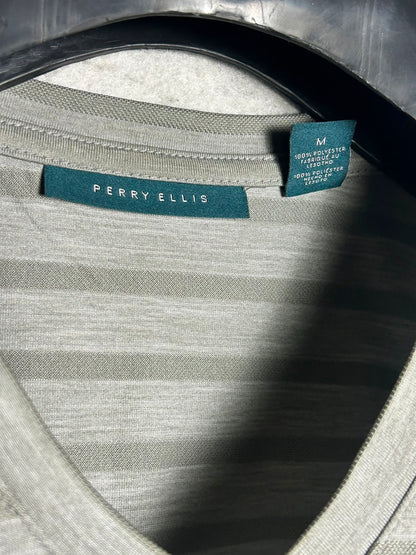 Perry Ellis V Neck - Medium