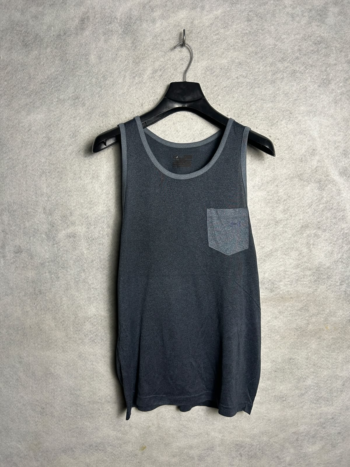 Under Armour Black - Medium