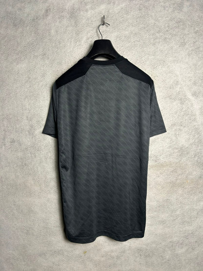 Nike Dri Fit Black Round Neck - Large