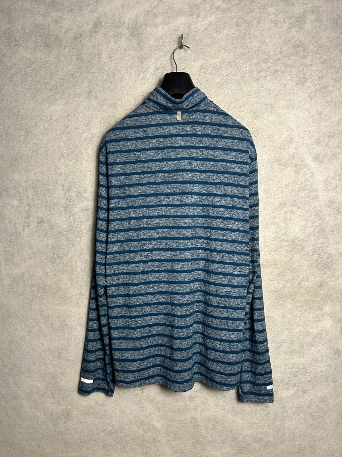 Nike Dri Fit Half Zip Full Sleeves - XL