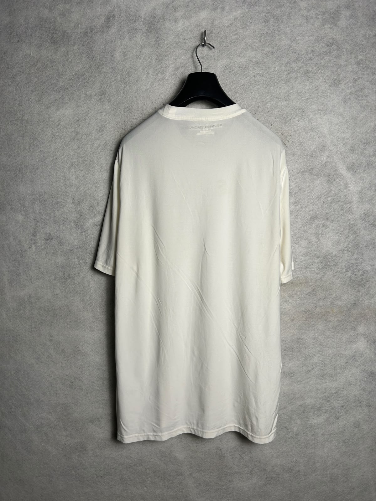 Under Armour Heat Gear White Round Neck - Large