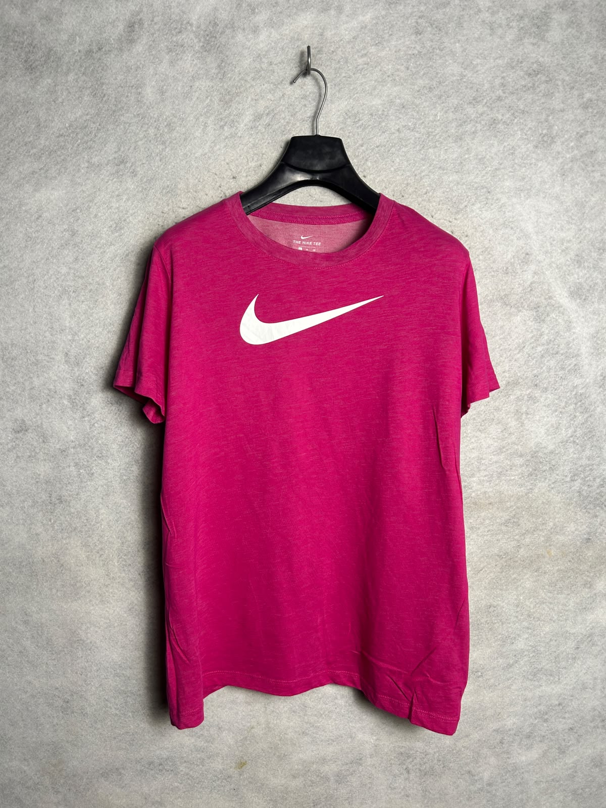 The Nike Tee Dri Fit Big Logo Round Neck - XL