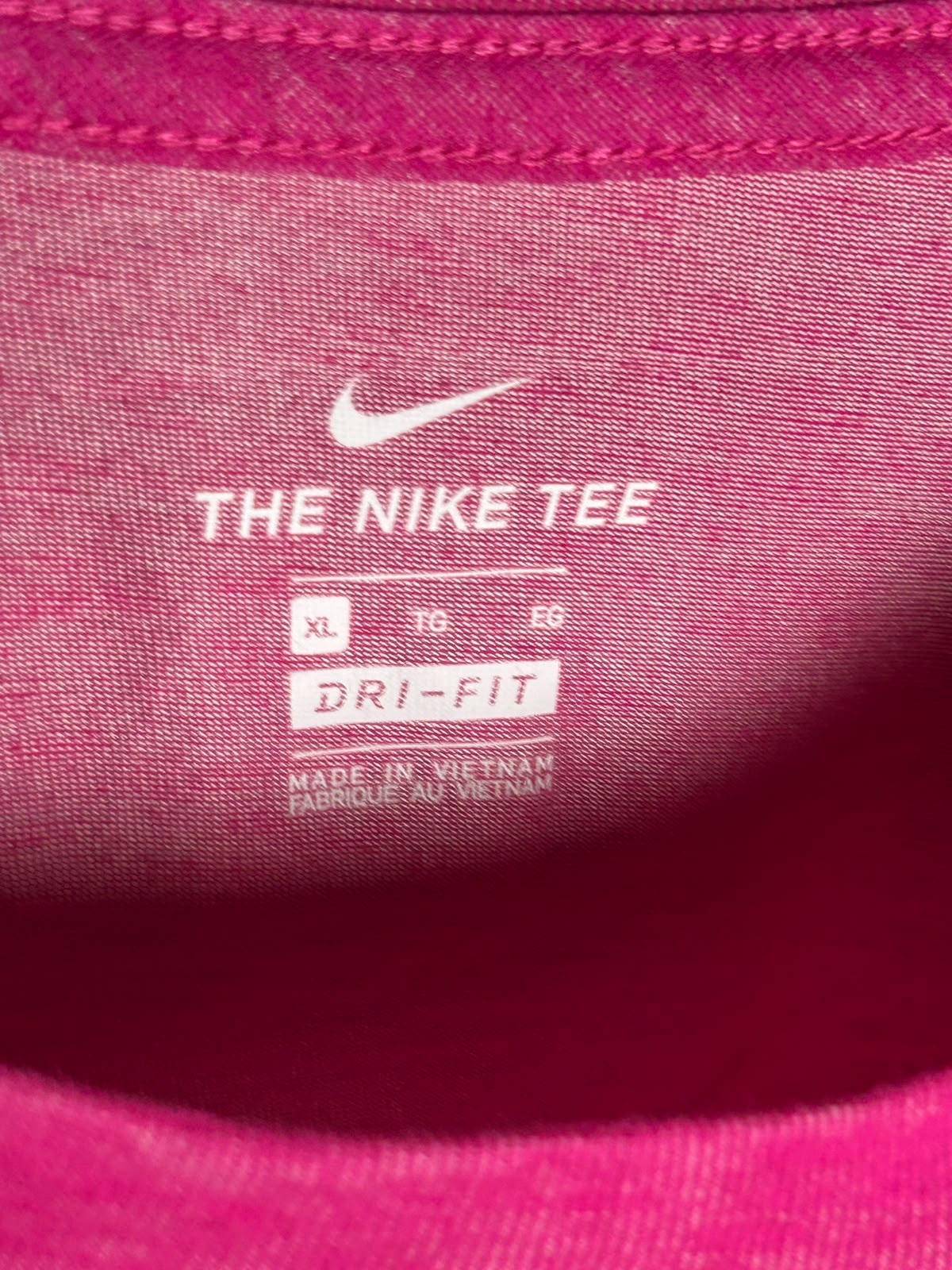 The Nike Tee Dri Fit Big Logo Round Neck - XL