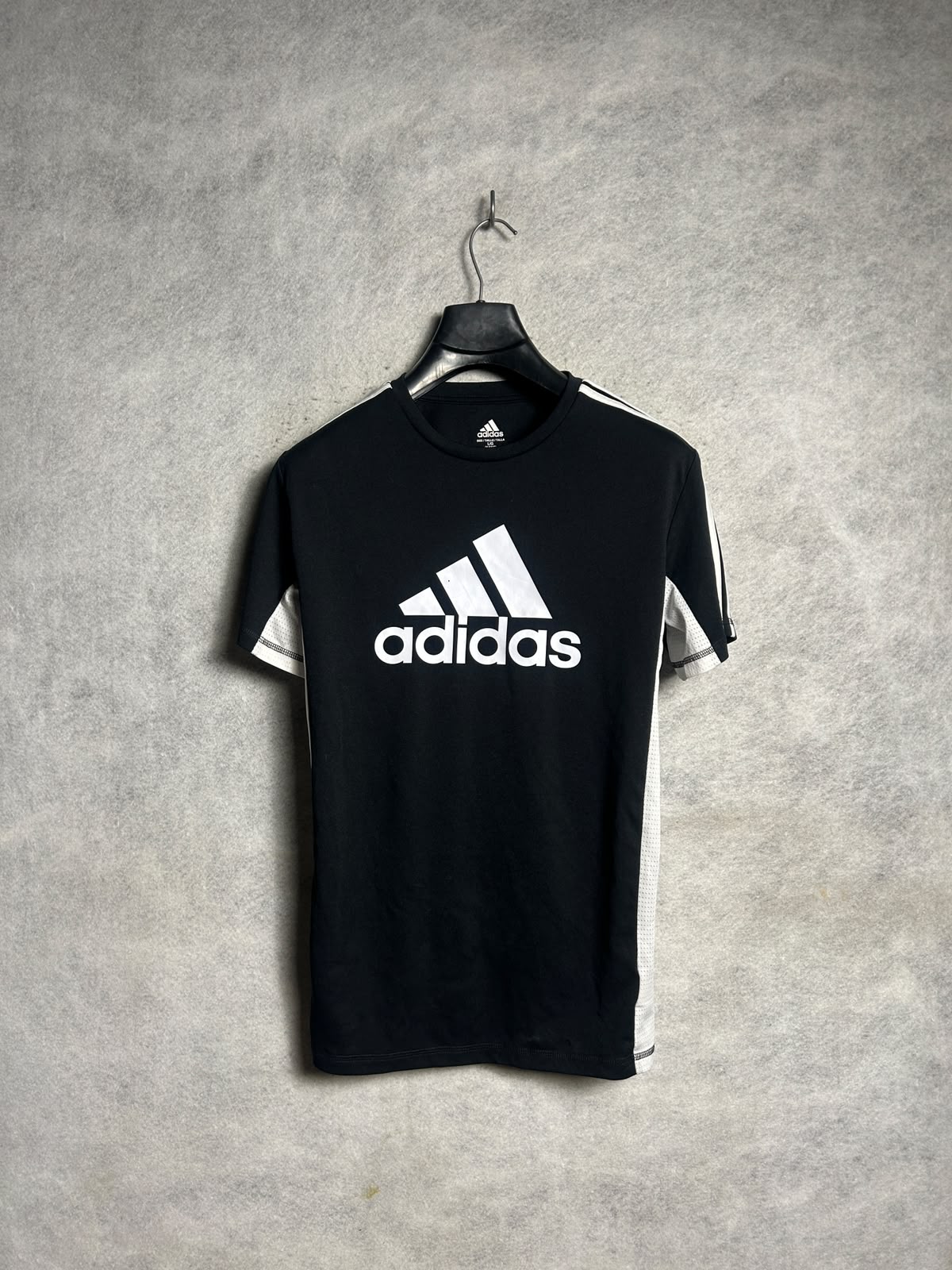 Adidas Big Logo Black Round Neck - Large