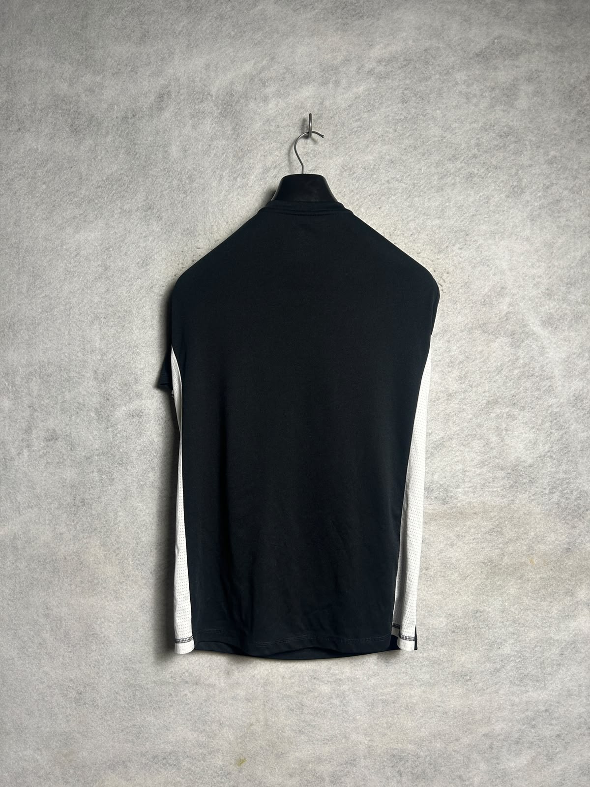 Adidas Big Logo Black Round Neck - Large