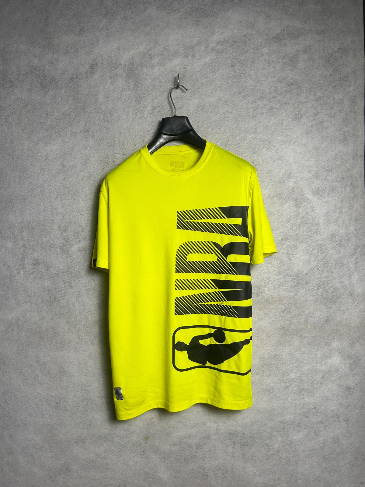 NBA Big Logo Yellow Round Neck - Medium