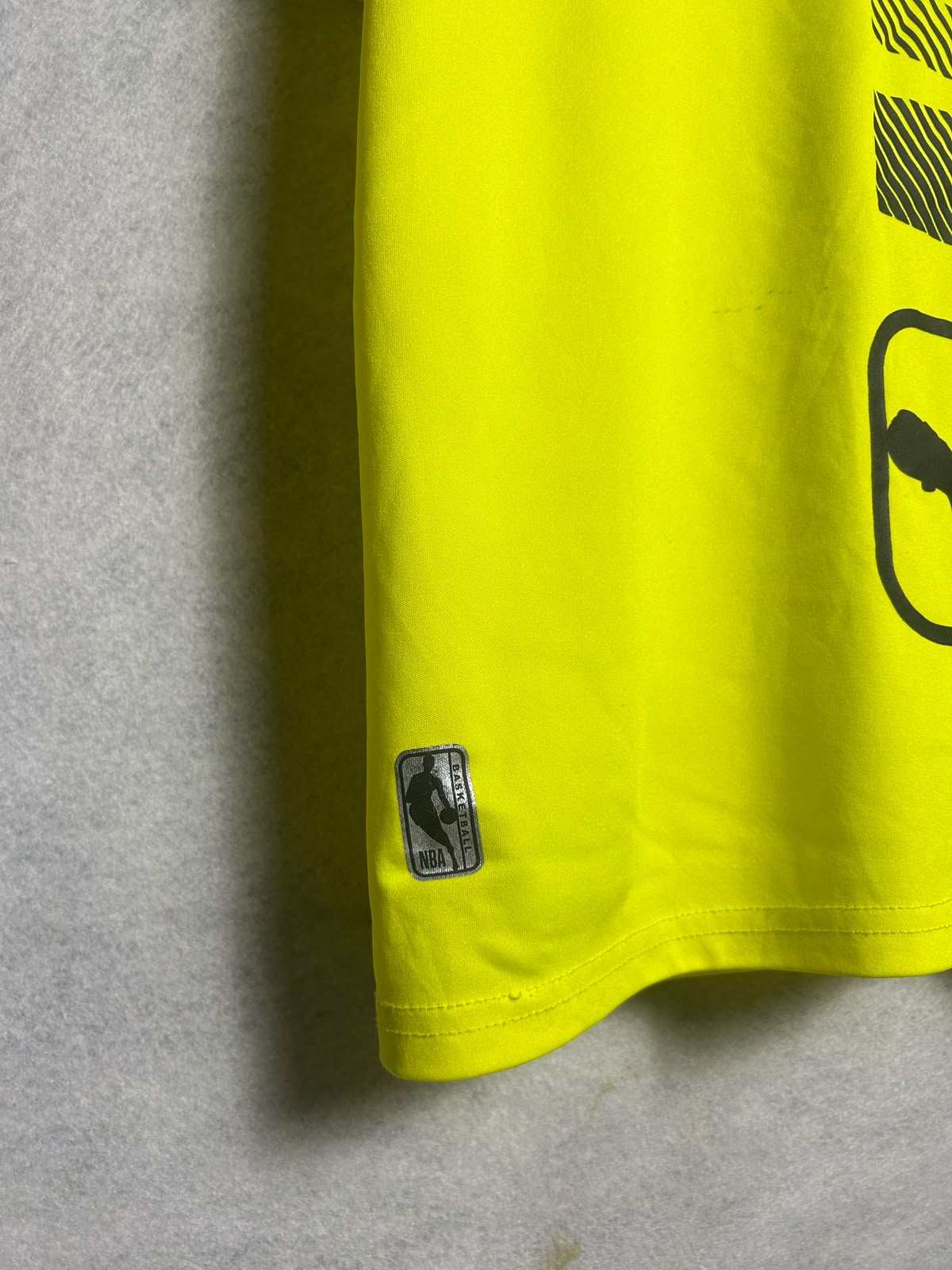 NBA Big Logo Yellow Round Neck - Medium