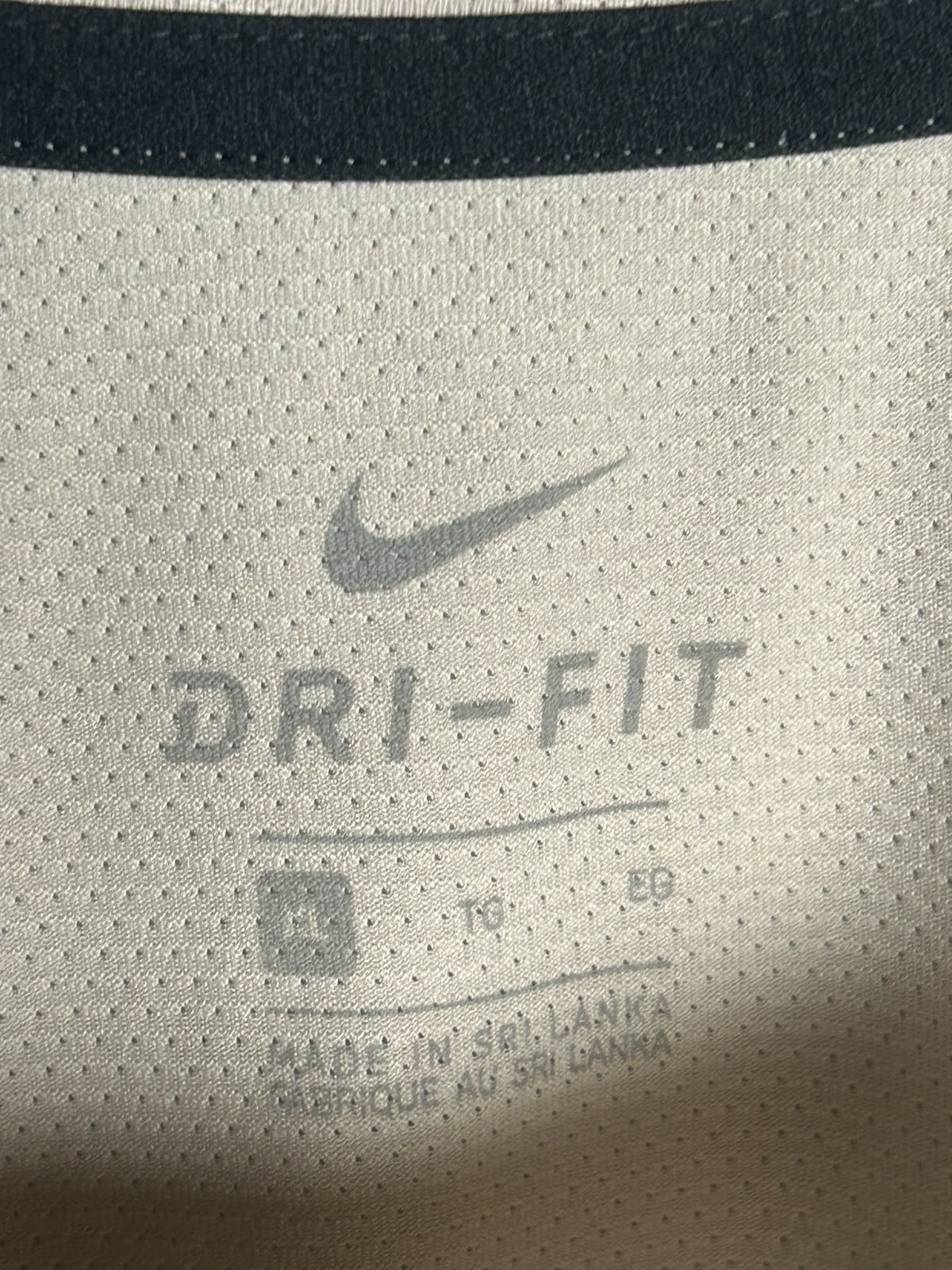 Nike Dri Fit Round Neck - XL