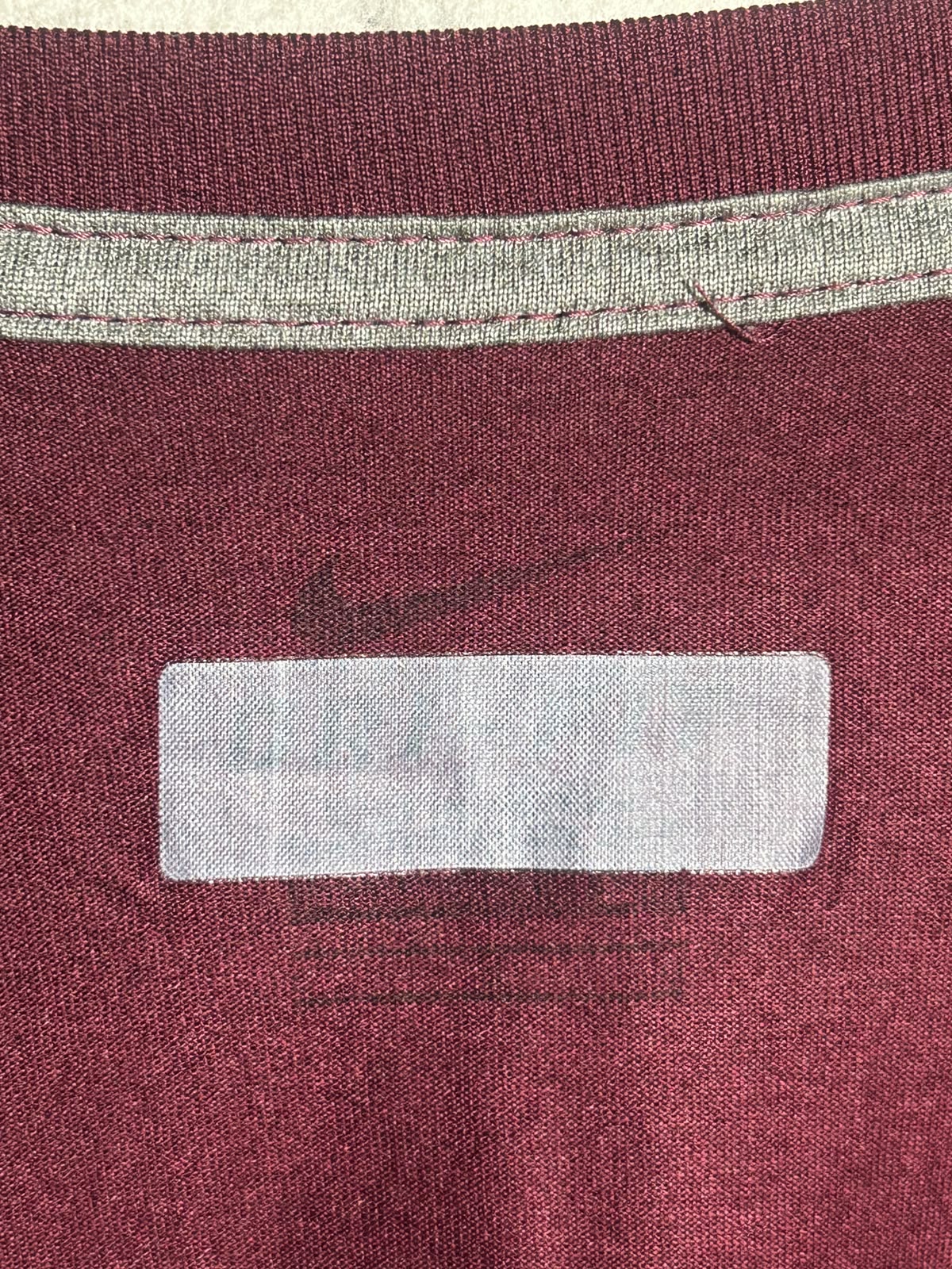Nike Round Neck Full Sleeves - Large