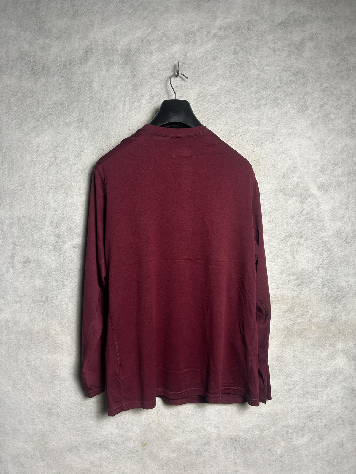 Nike Round Neck Full Sleeves - Large