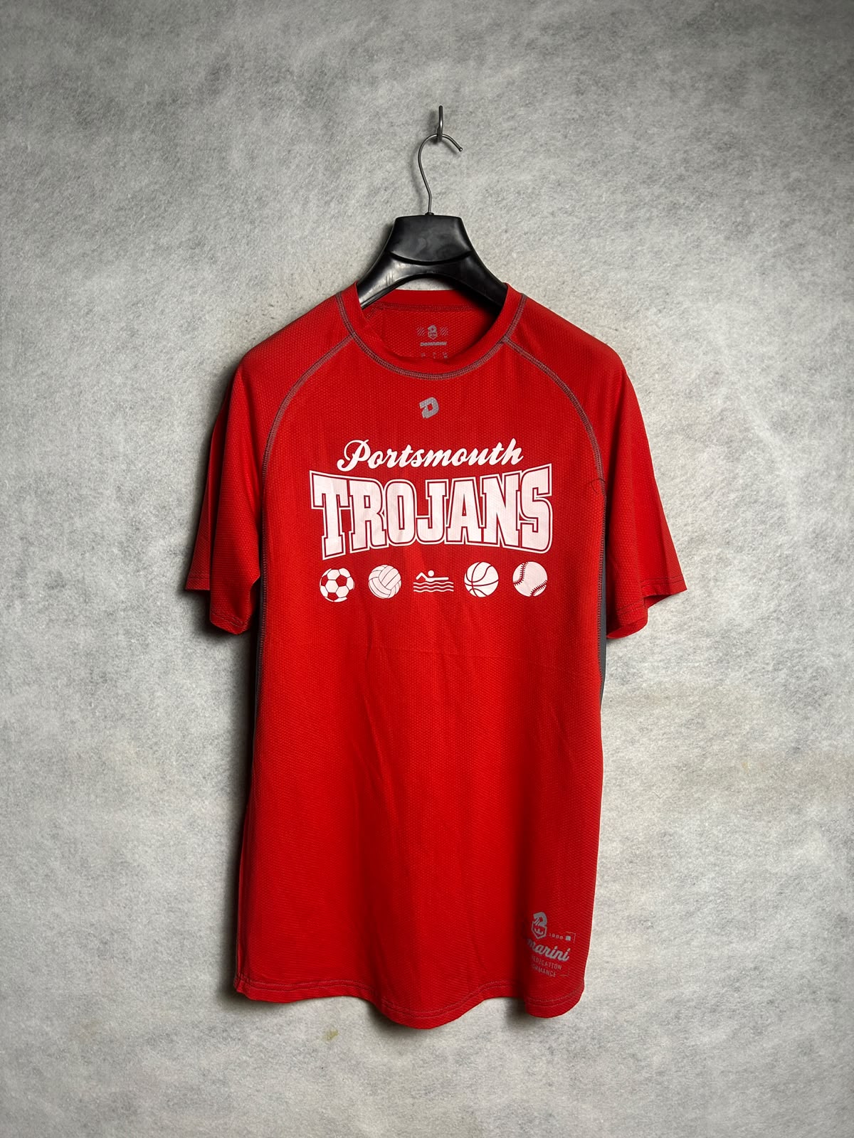 DeMarini Big Logo Red Round Neck - Medium