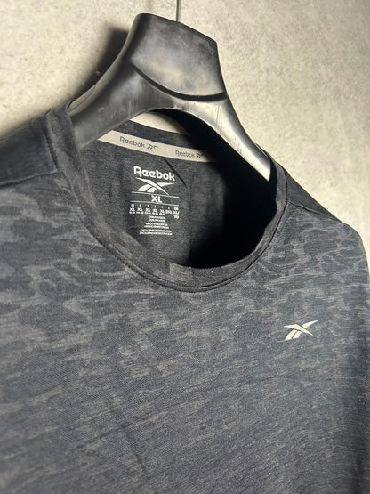 Reebok Black Round Neck - XL