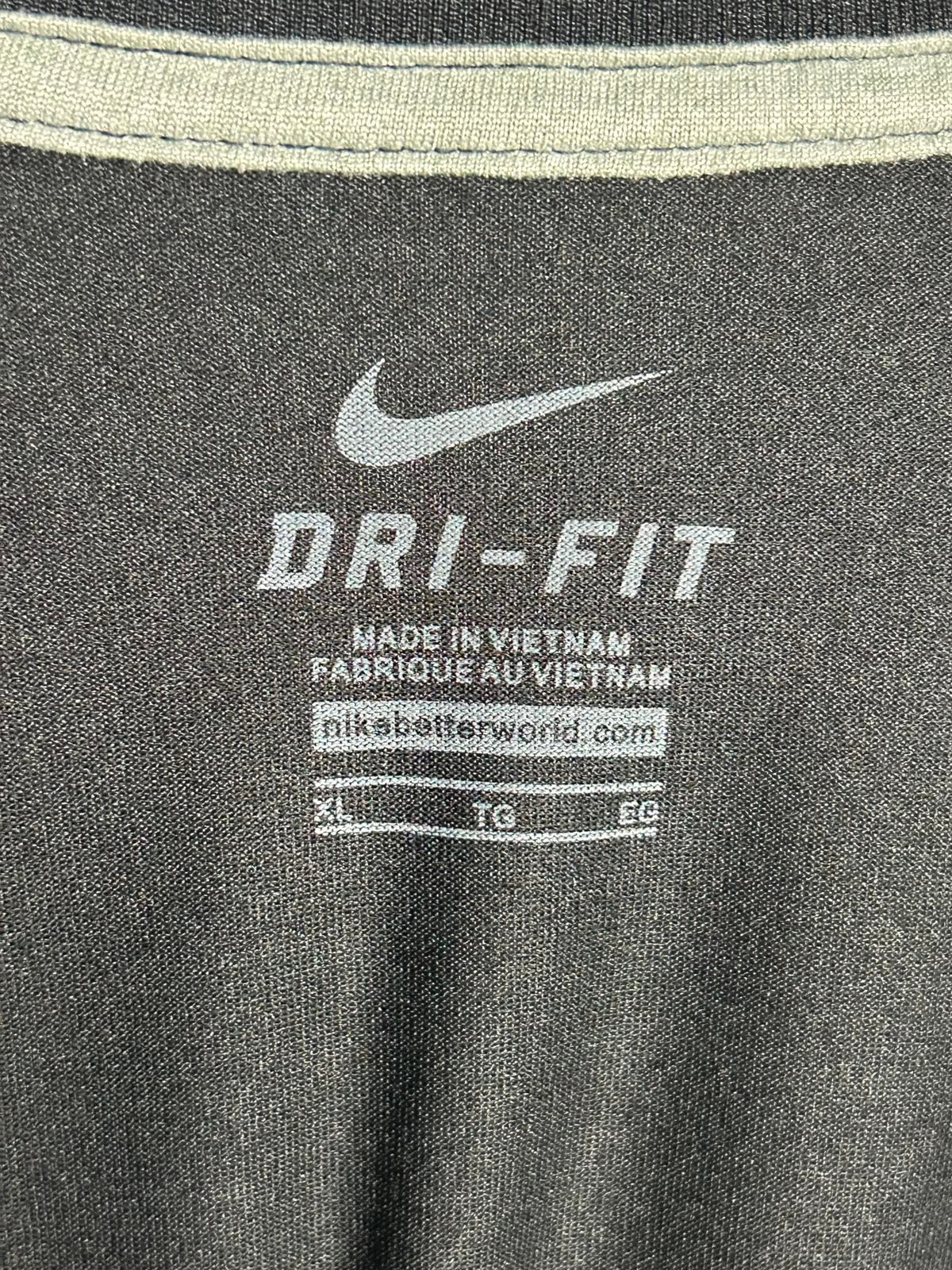 Nike Dri Fit Big Logo Black Round Neck - XL