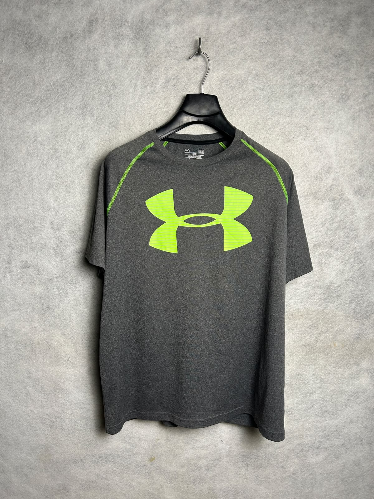Under Armour Heat Gear Big Logo Round Neck - Large