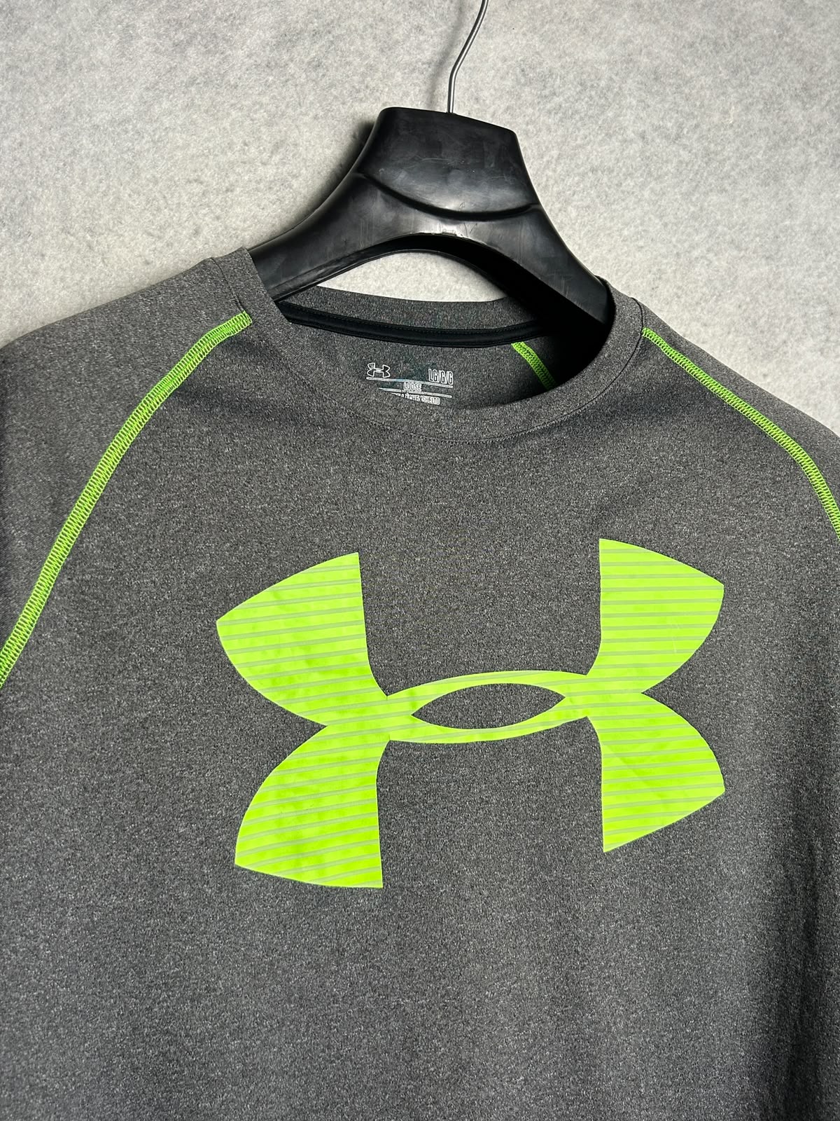 Under Armour Heat Gear Big Logo Round Neck - Large
