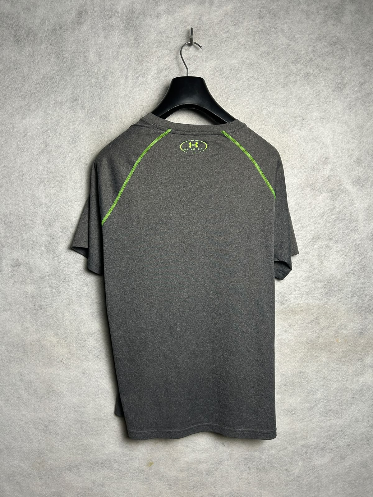 Under Armour Heat Gear Big Logo Round Neck - Large