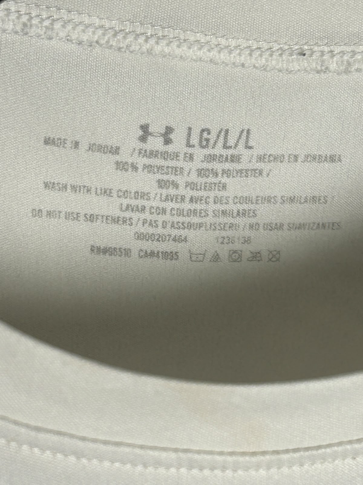Under Armour White Round Neck - Large