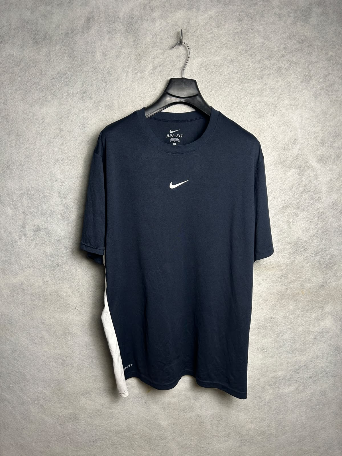 Nike Dri Fit Blue Round Neck - XL
