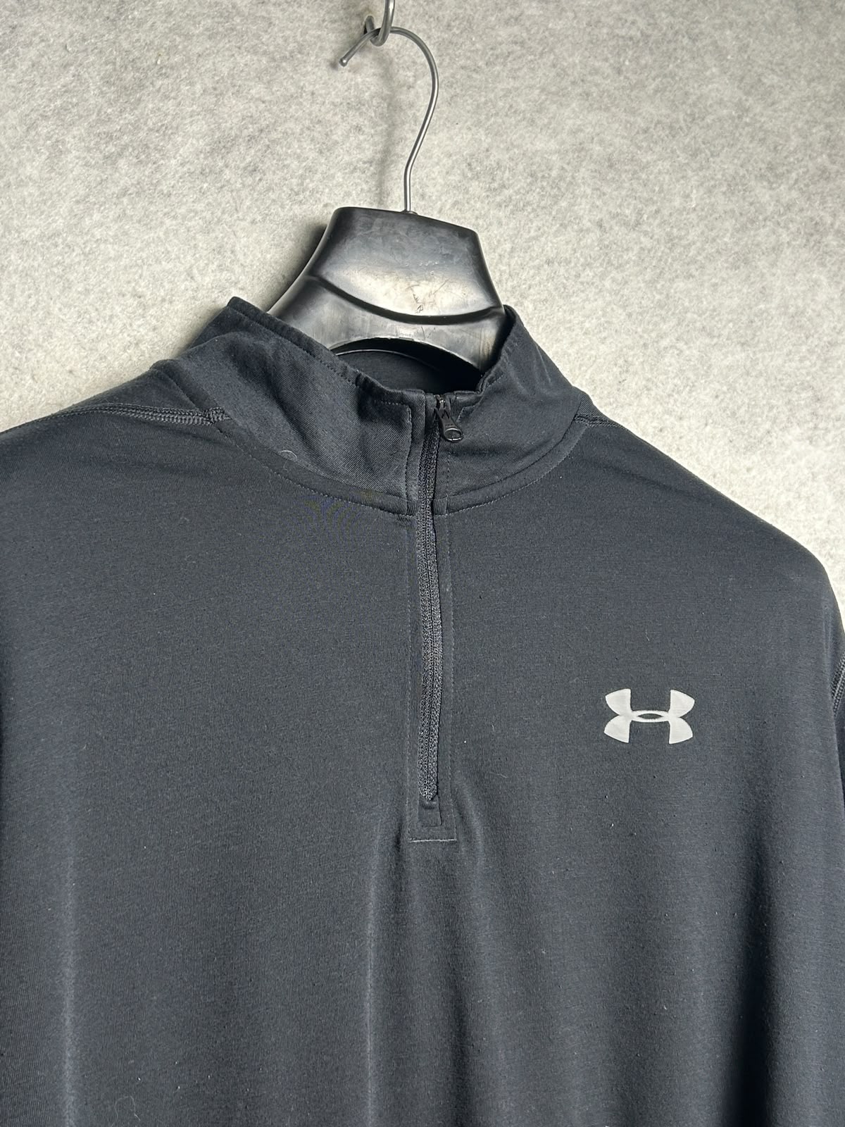 Under Armour Heat Gear Black Half Zip Full Sleeves - XL