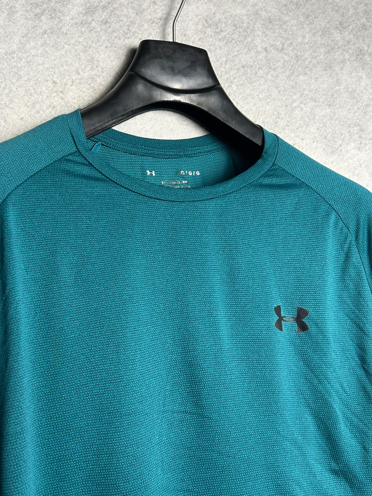 Under Armour Green Round Neck - Large