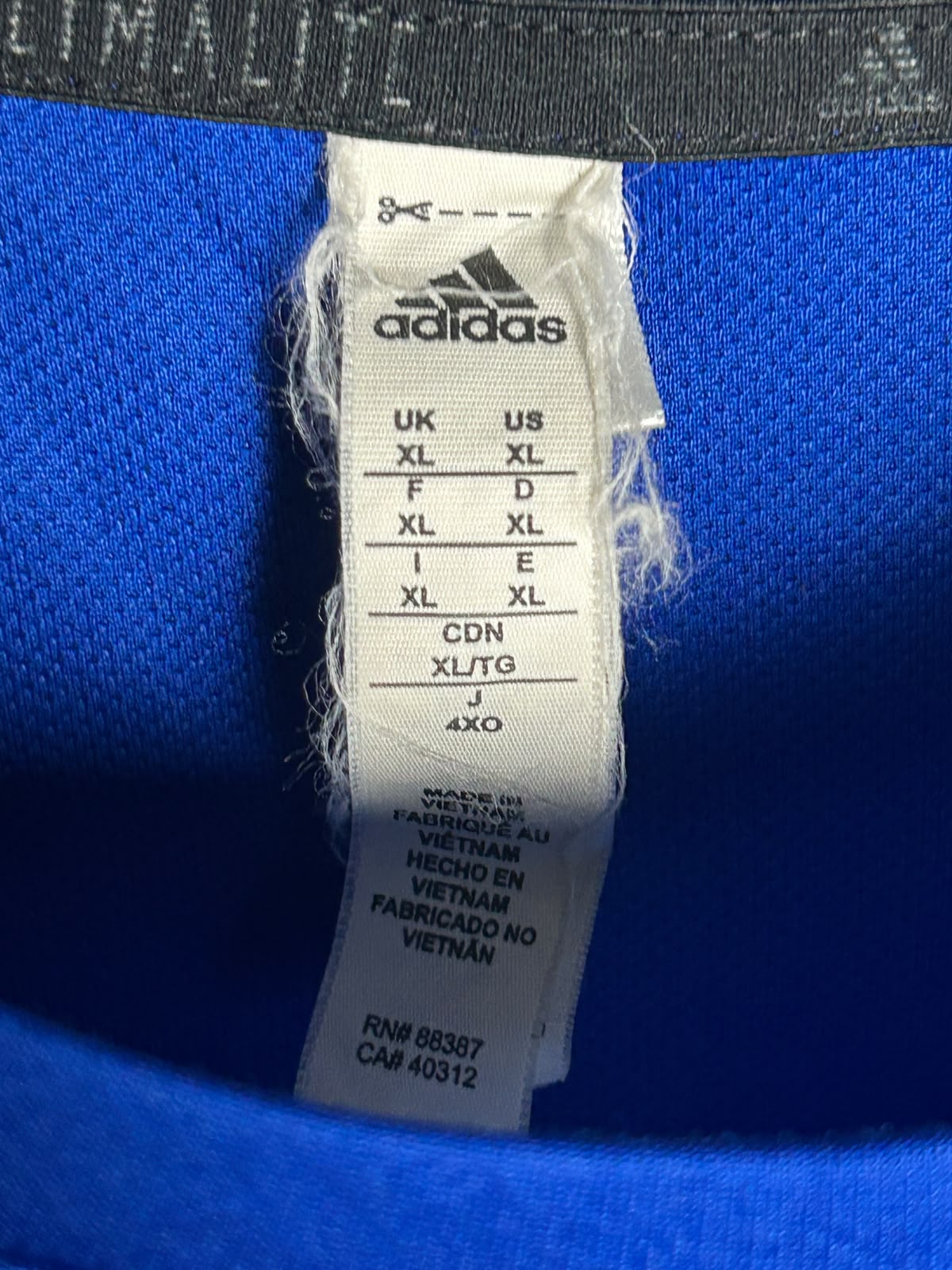 Adidas Blue Round Neck - XL