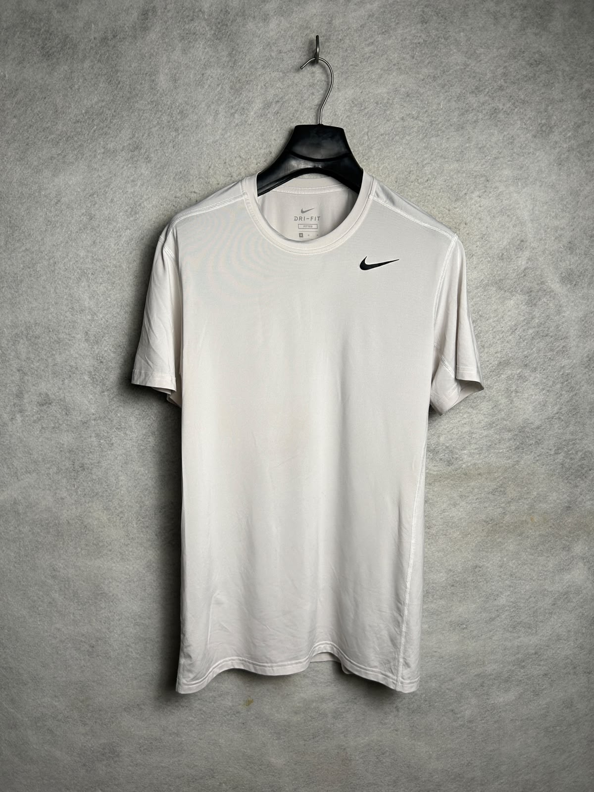 Nike Dri Fit White Round Neck - Medium