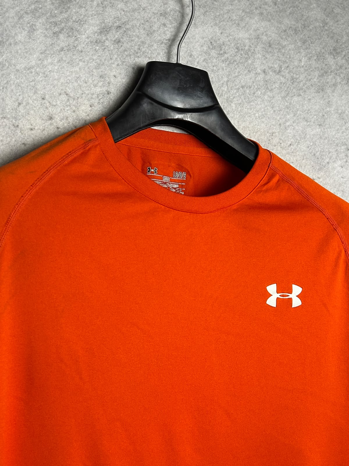 Under Armour Heat Gear Orange Round Neck - Large