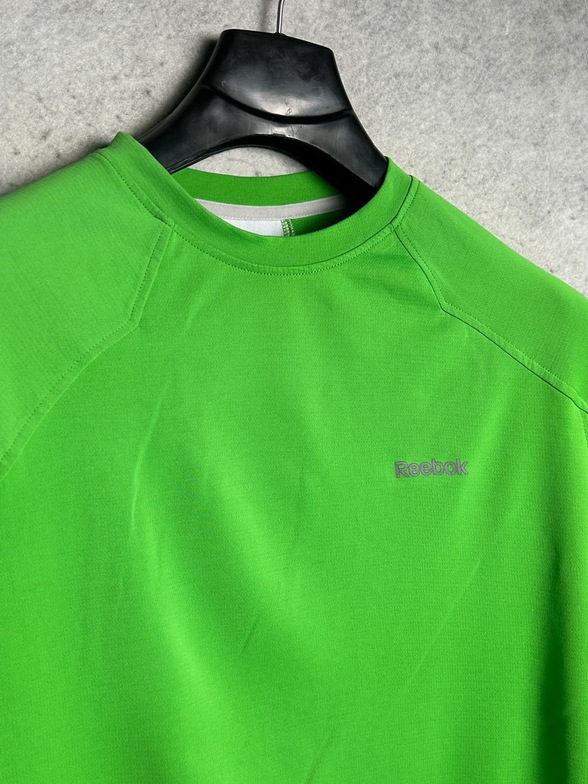 Reebok Green Round Neck - Medium