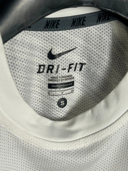 Nike Dri Fit Big Logo White Round Neck - Small