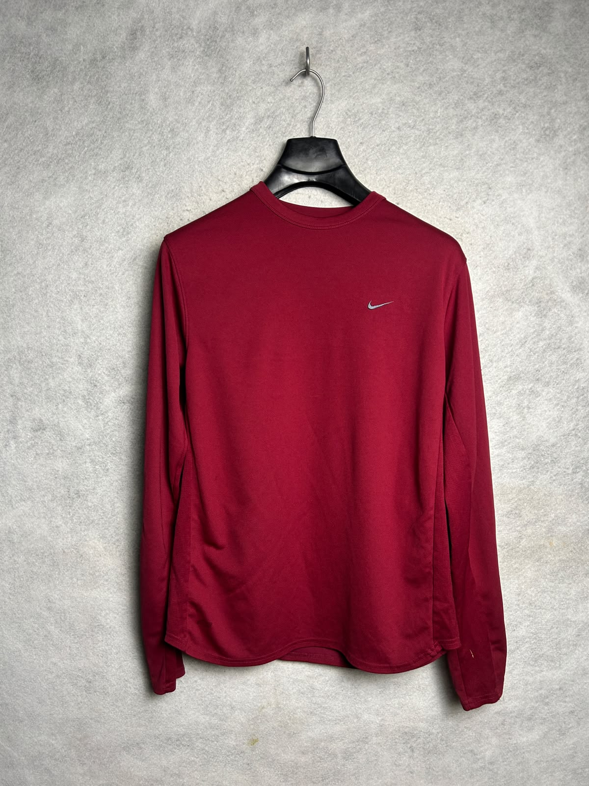 Nike Full Sleeves Round Neck - Medium