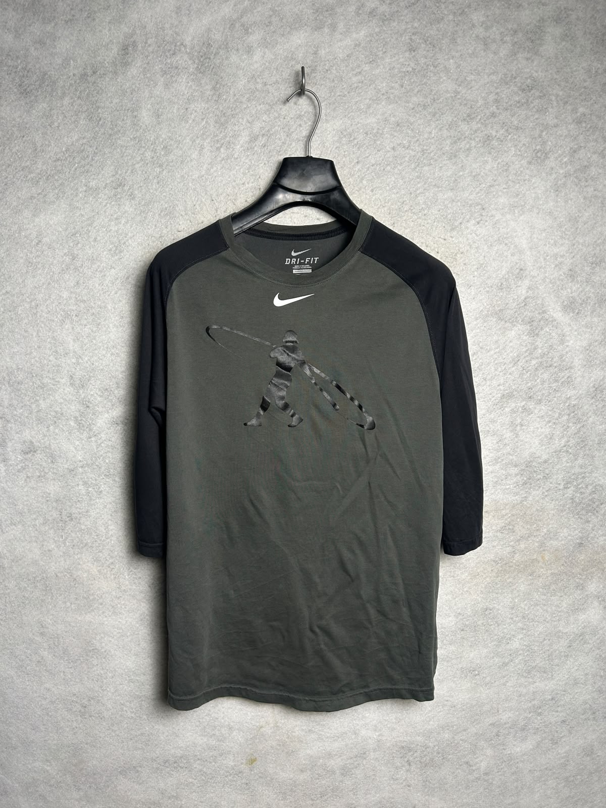 Nike Dri Fit Half Sleeves Round Neck - Small