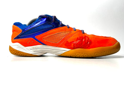 Yonex Power Cushion 600 - Euro 43