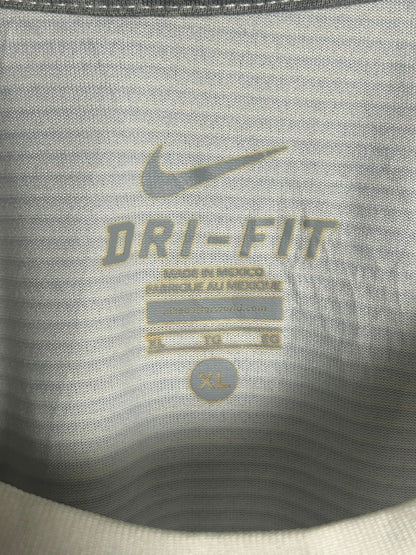 Nike Dri Fit White Round Neck - XL