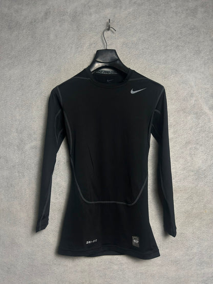 Nike Pro Combat Dri Fit Full Sleeves Round Neck - Medium