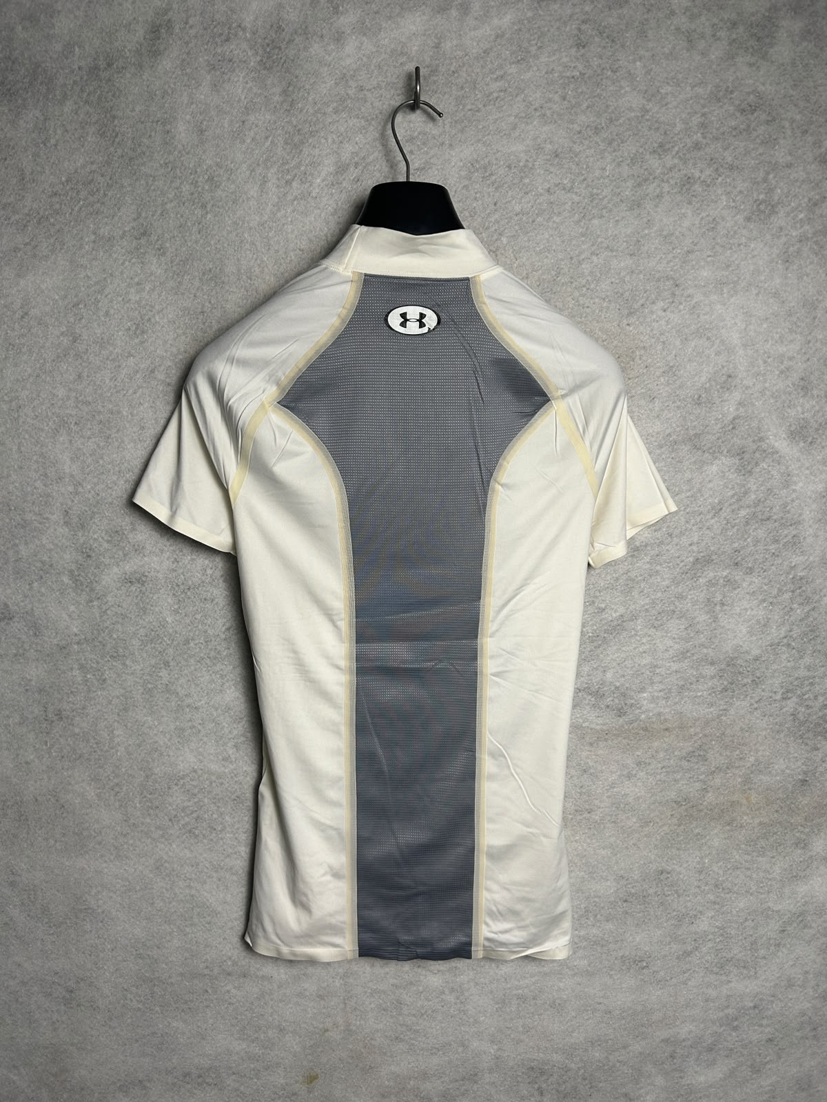 Under Armour Heat Gear Mock Neck White - Large