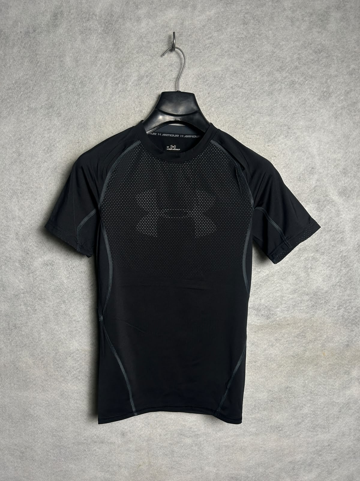 Under Armour Big Logo Round Neck - Large