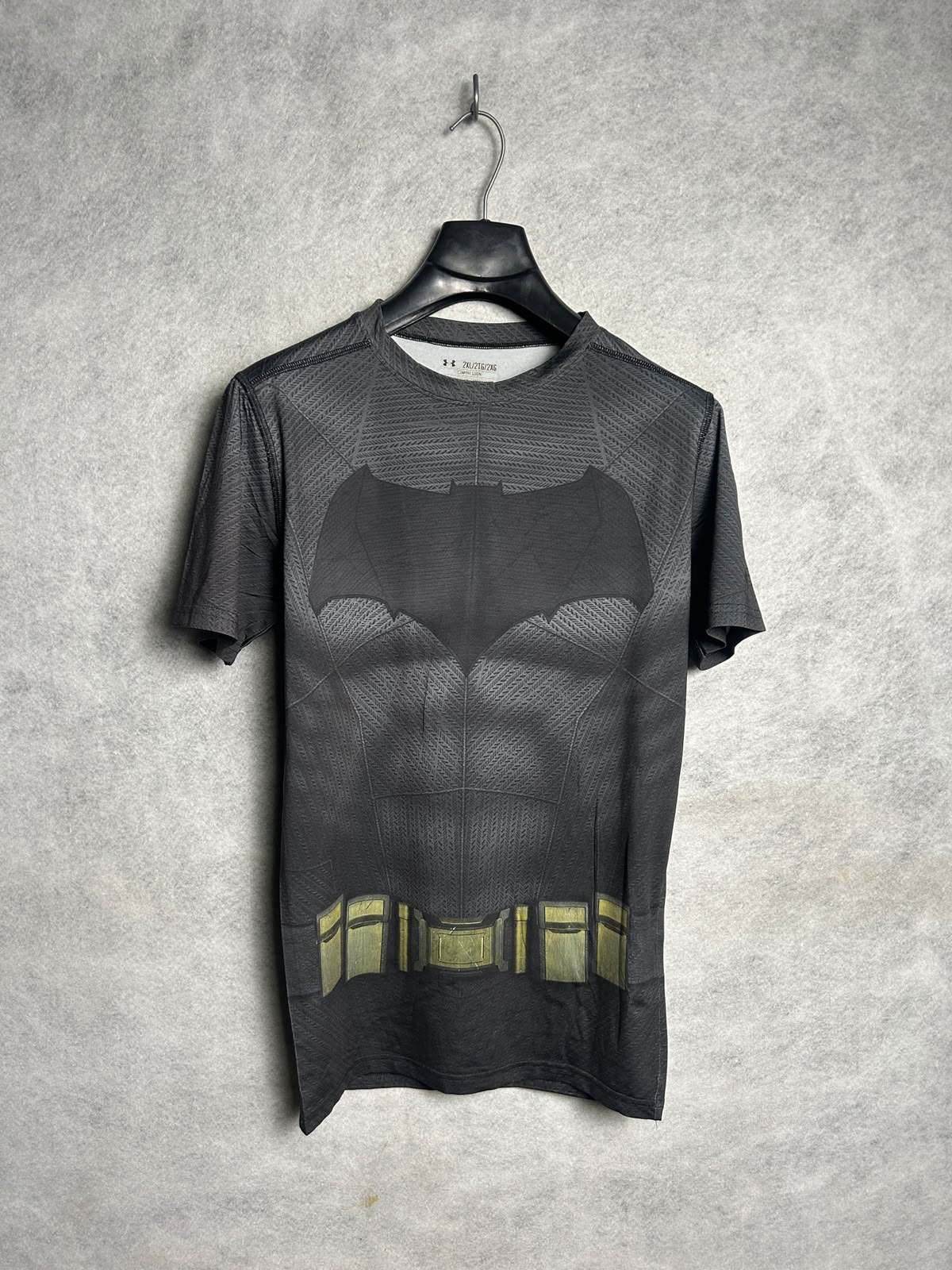 Under Armour Batman Heat Gear Round Neck - 2XL