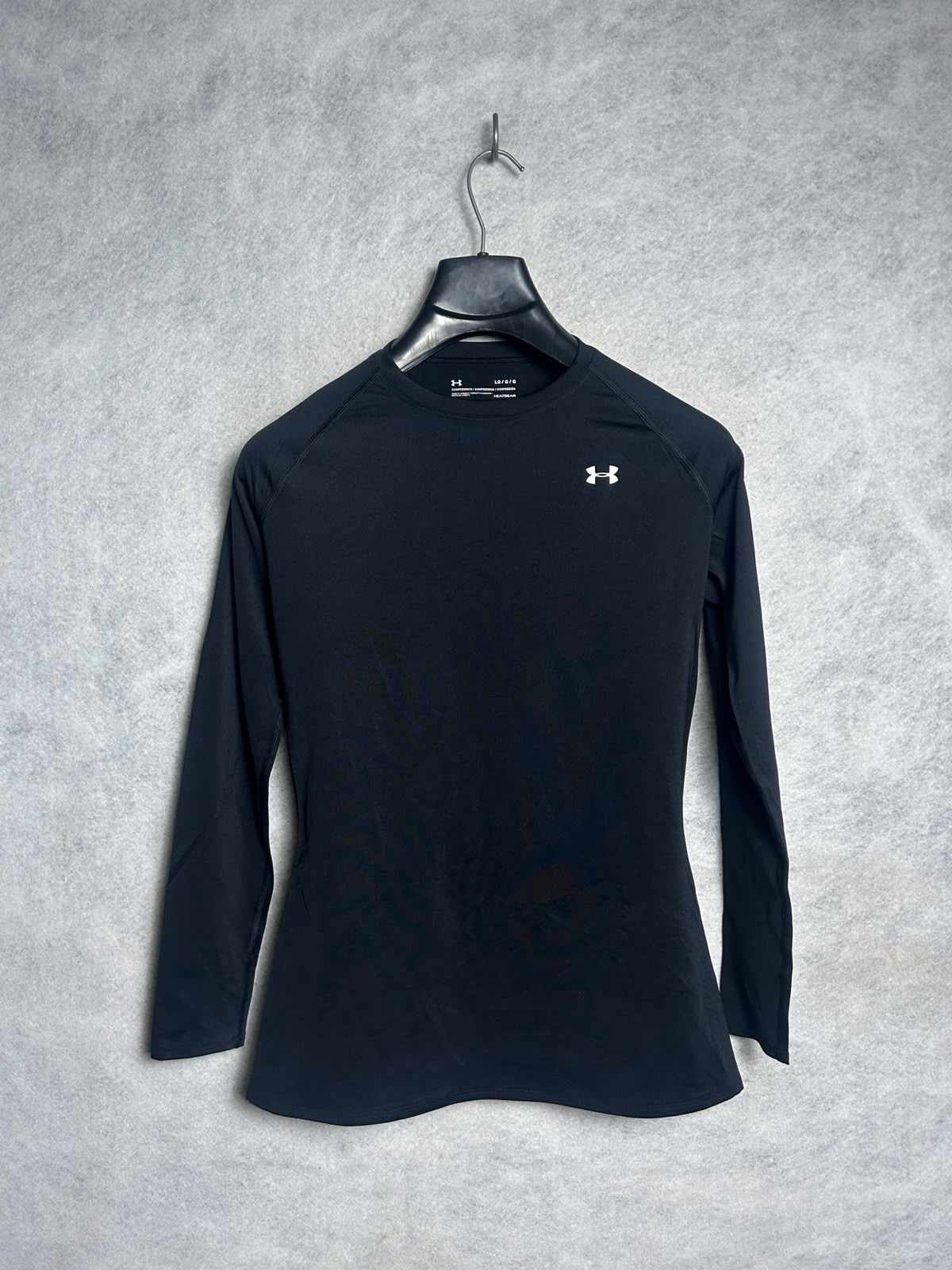 Under Armour Heat Gear Black Full Sleeves Round Neck - Large