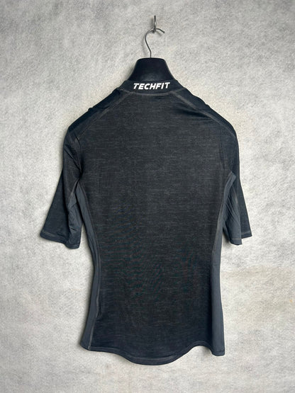 Adidas Techfit Round Neck Black - Large