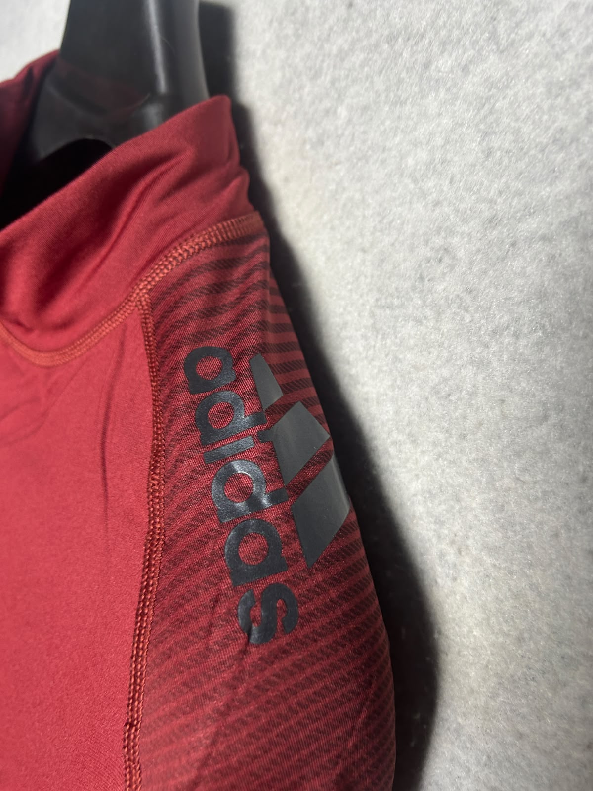 Adidas Red Full Sleeves Mock Red - Large