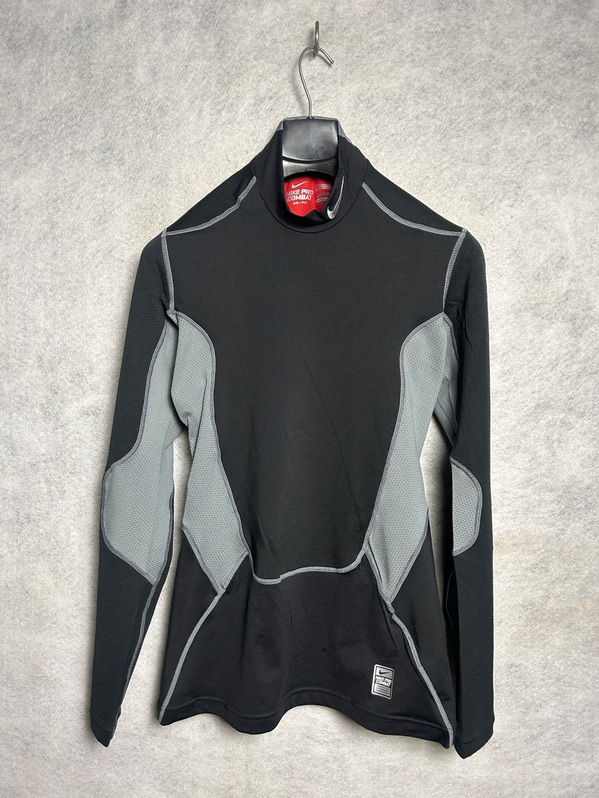 Nike Pro Combat Dri Fit Mock Neck Full Sleeves - XXL