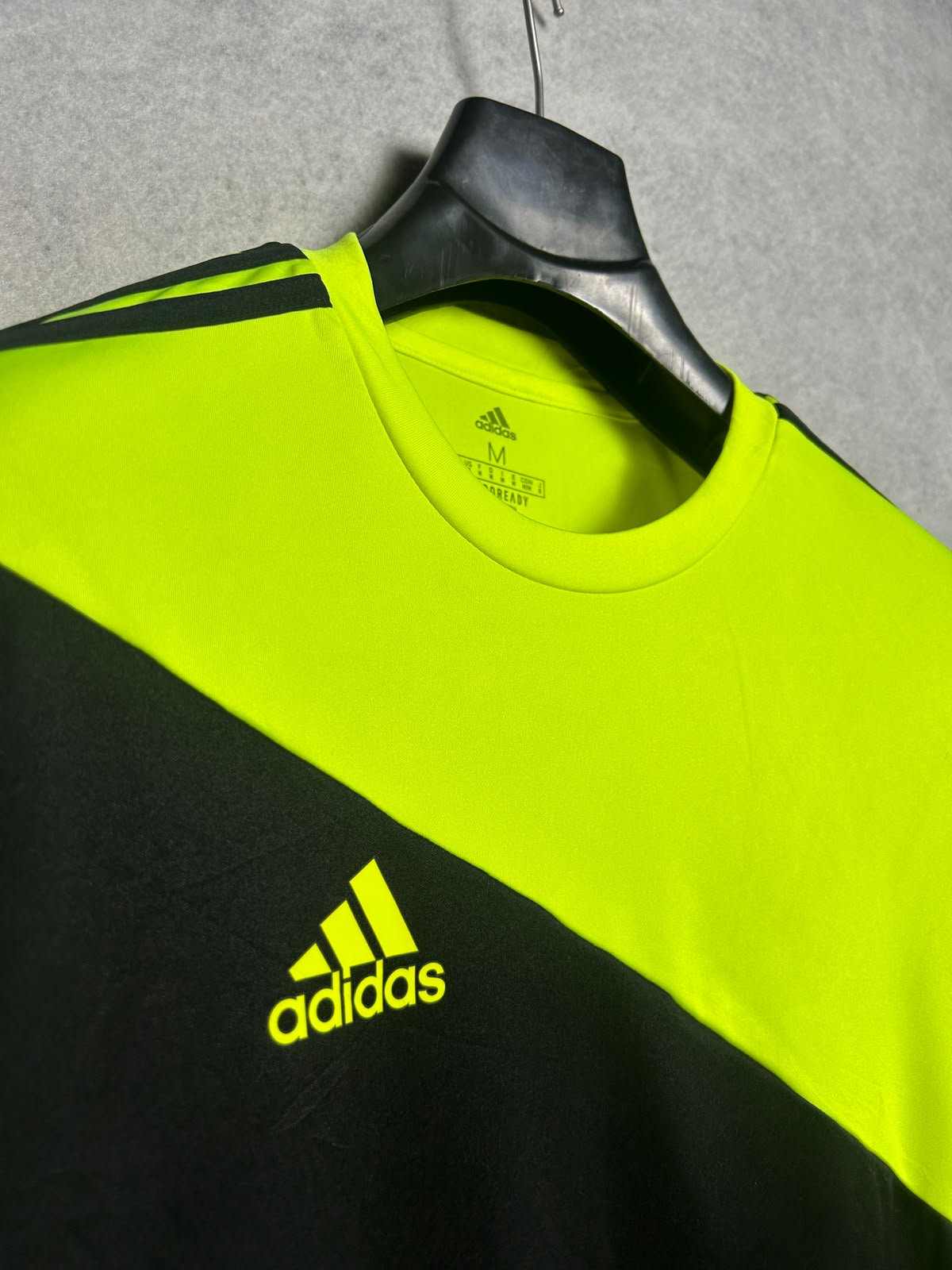 Adidas Aeroready Round Neck Full Sleeves - Medium