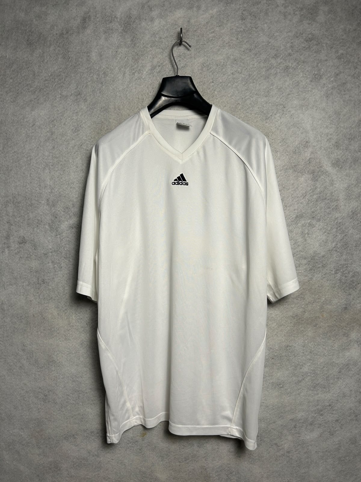 Adidas White V Neck - XL